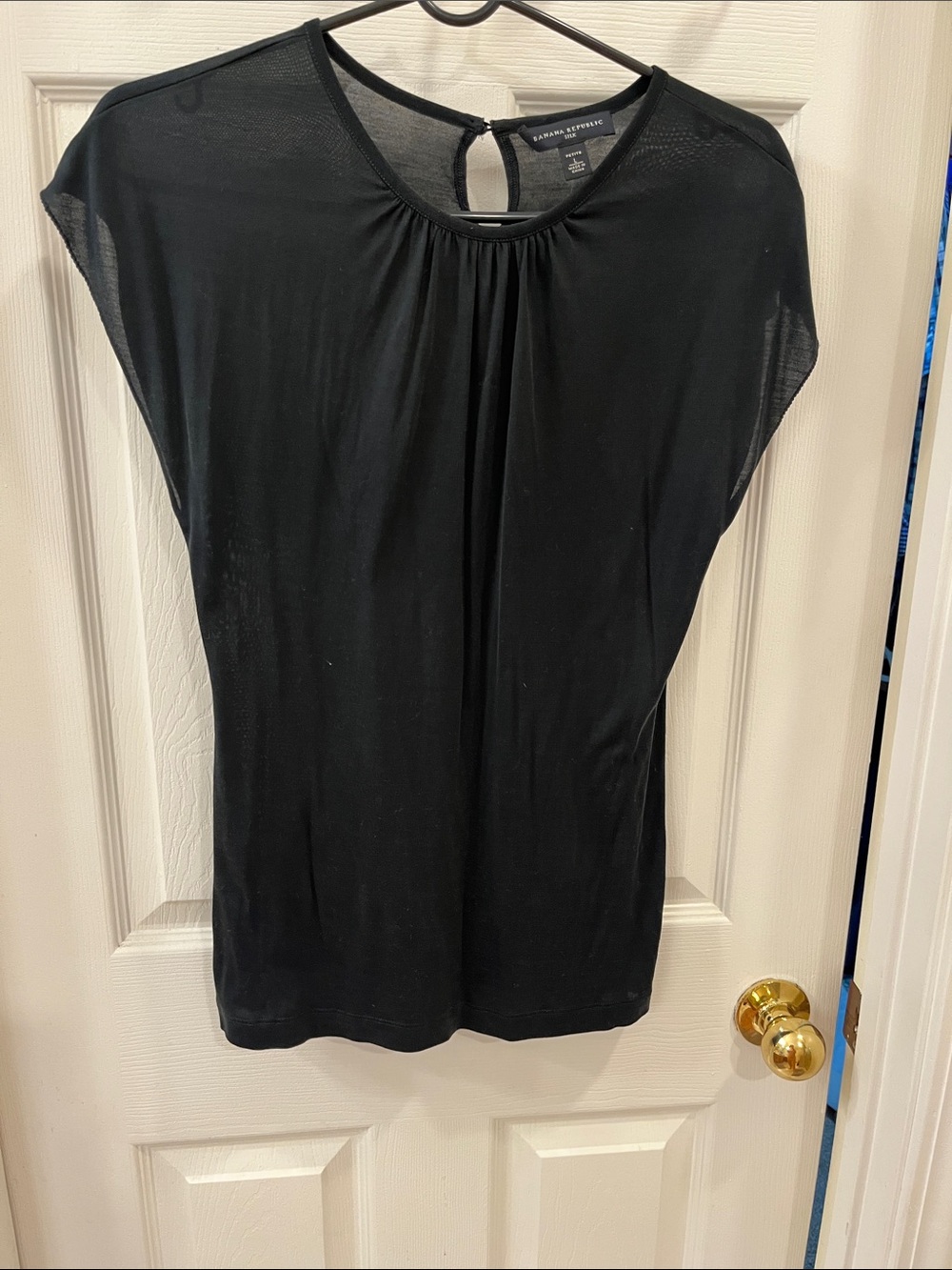 Banana Republic Black Pleated Cap-Sleeve Blouse